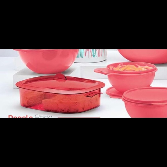Tupperware  Servi Crystalware Oval  Container 2.1L - Picture 9 of 16